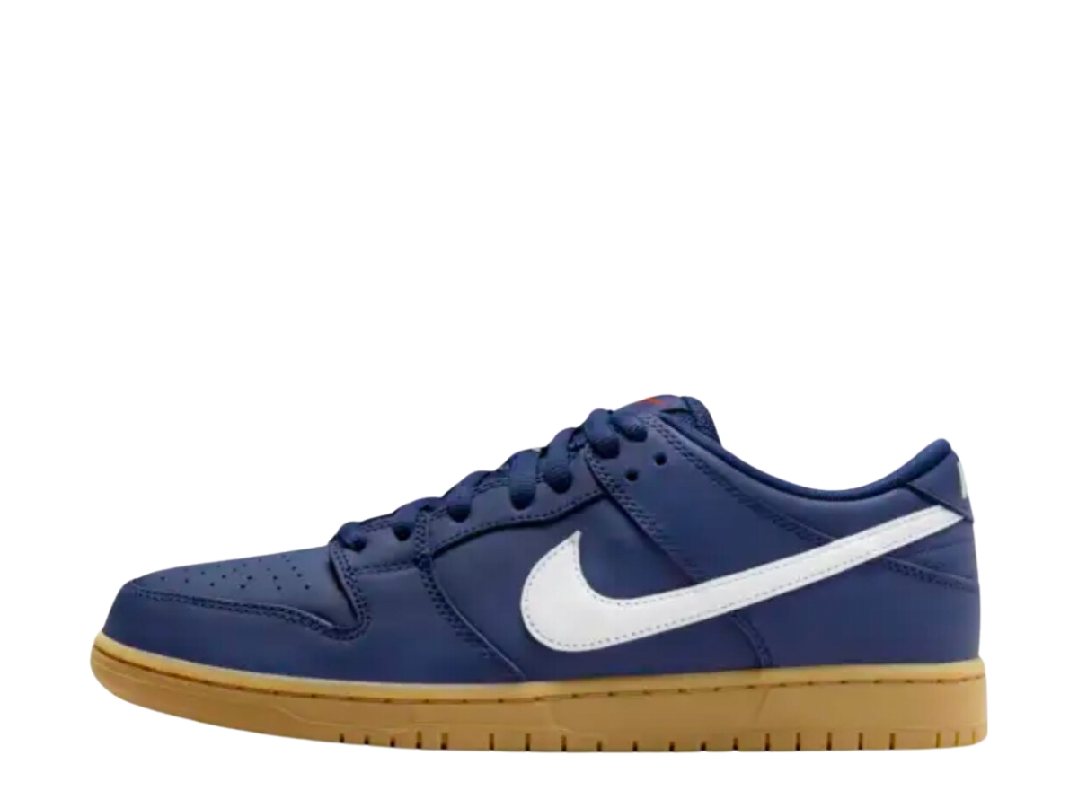 https://d2cva83hdk3bwc.cloudfront.net/nike-sb-dunk-low-navy-gum-2.jpg