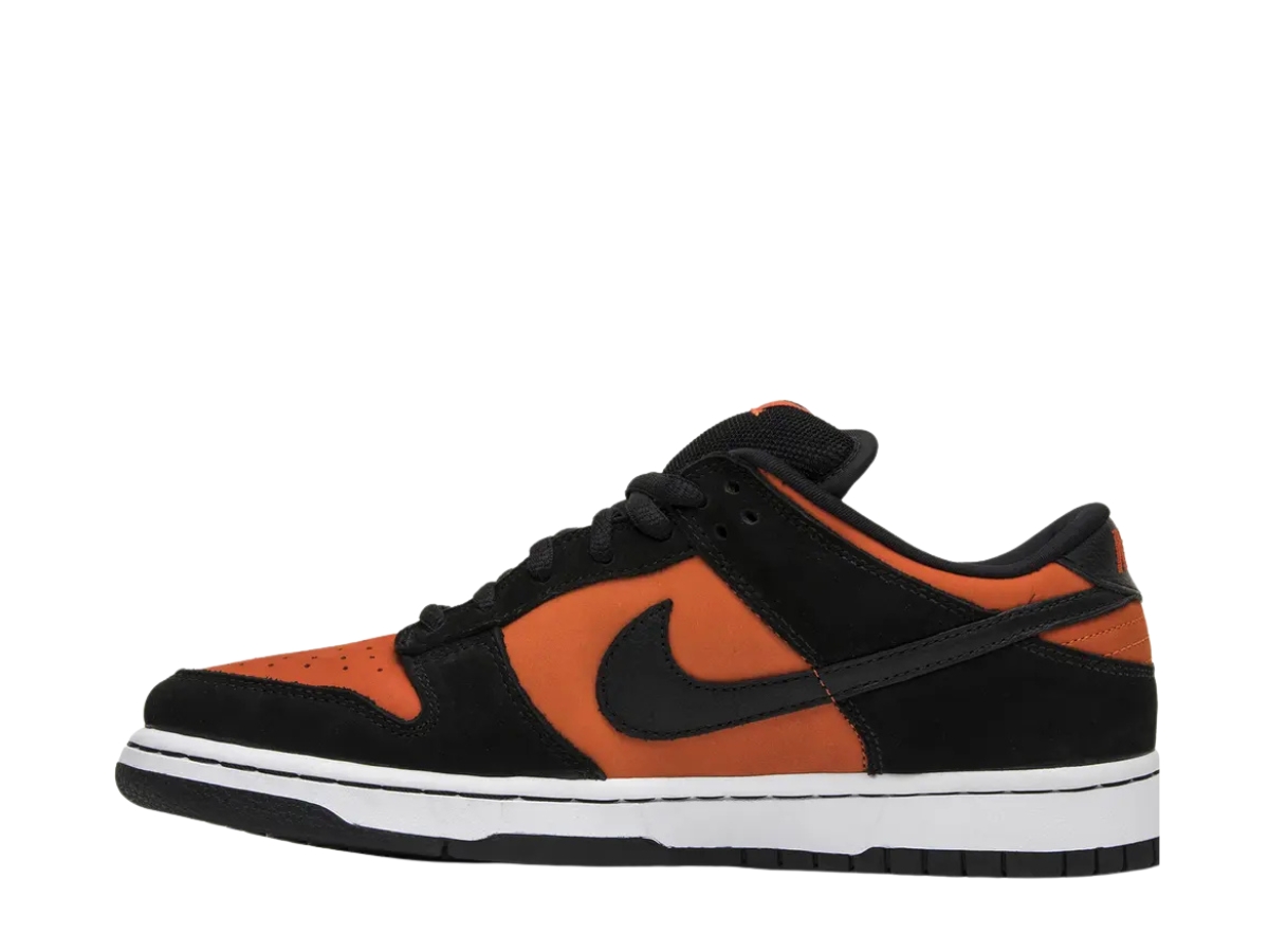 https://d2cva83hdk3bwc.cloudfront.net/nike-sb-dunk-low-orange-flash-2.jpg