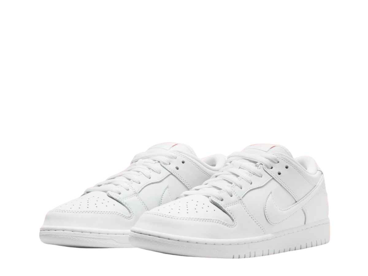 https://d2cva83hdk3bwc.cloudfront.net/nike-sb-dunk-low-pro-white-3.jpg