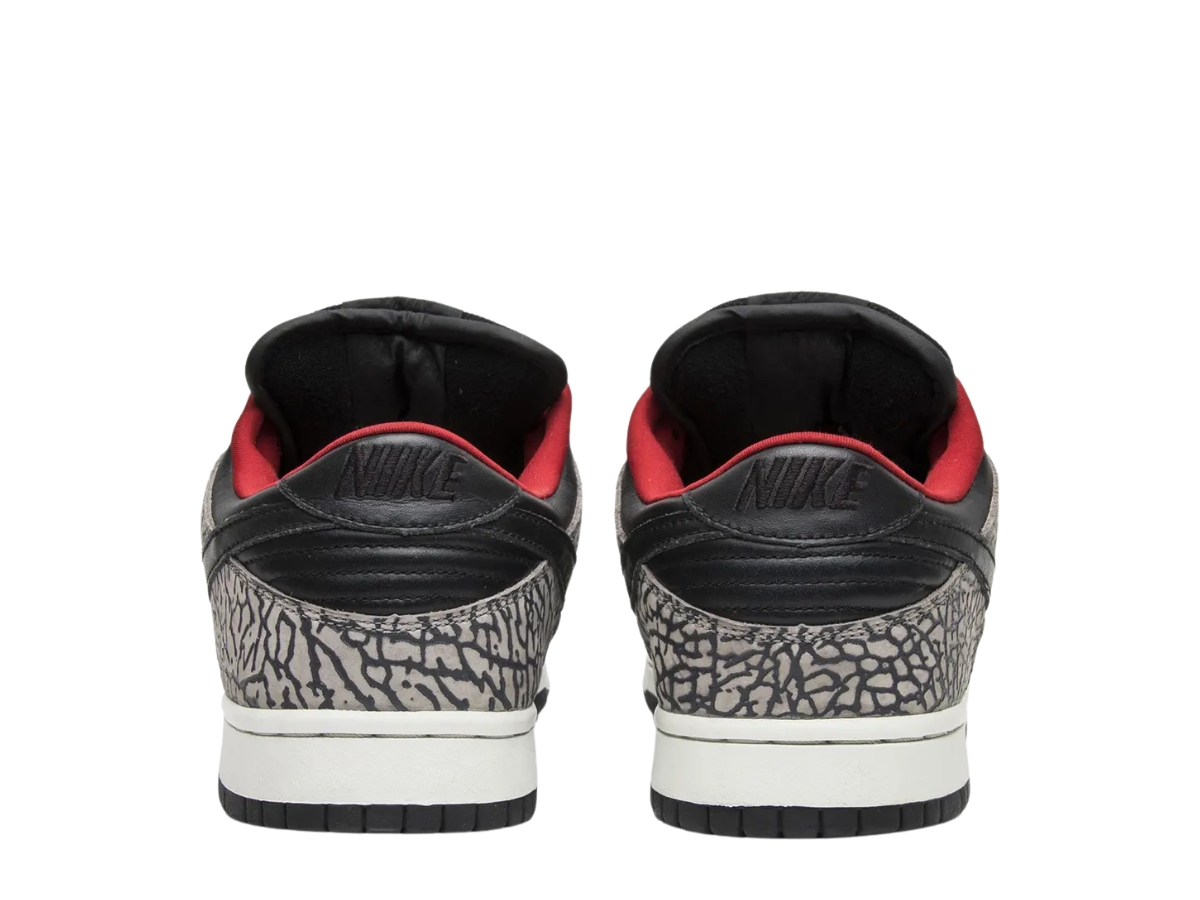 https://d2cva83hdk3bwc.cloudfront.net/nike-sb-dunk-low-supreme-black-cement-4.jpg