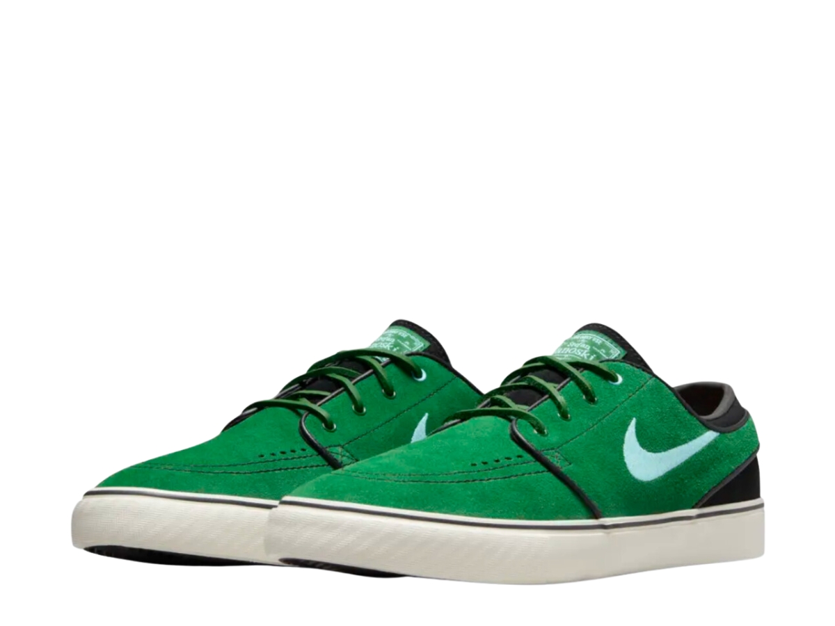 https://d2cva83hdk3bwc.cloudfront.net/nike-sb-janoski---gorge-green--3.jpg