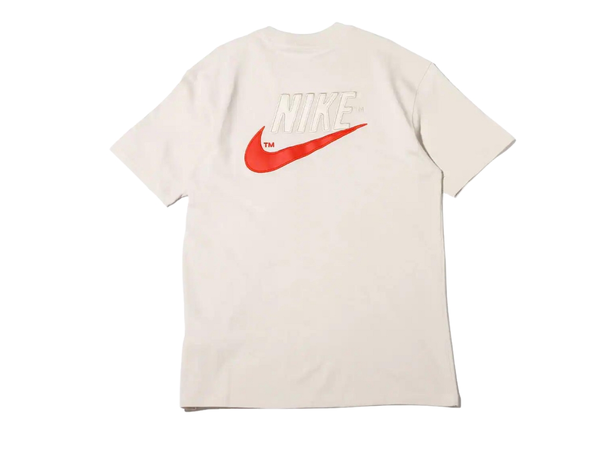 https://d2cva83hdk3bwc.cloudfront.net/nike-sportswear-casual-sports-large-logo-short-sleeve-white-gray-t-shirt-2.jpg