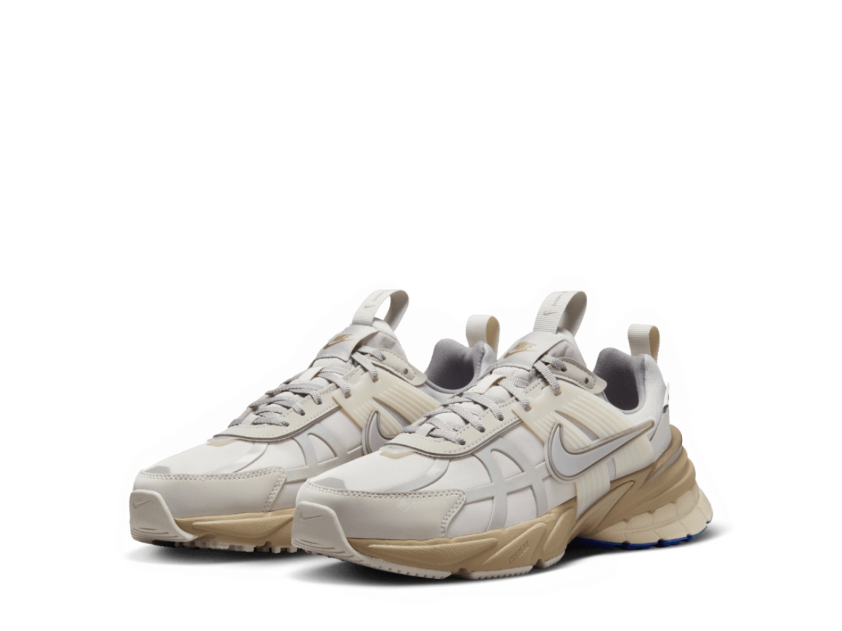 https://d2cva83hdk3bwc.cloudfront.net/nike-v2k-run-gore-tex-light-bone-3.jpg