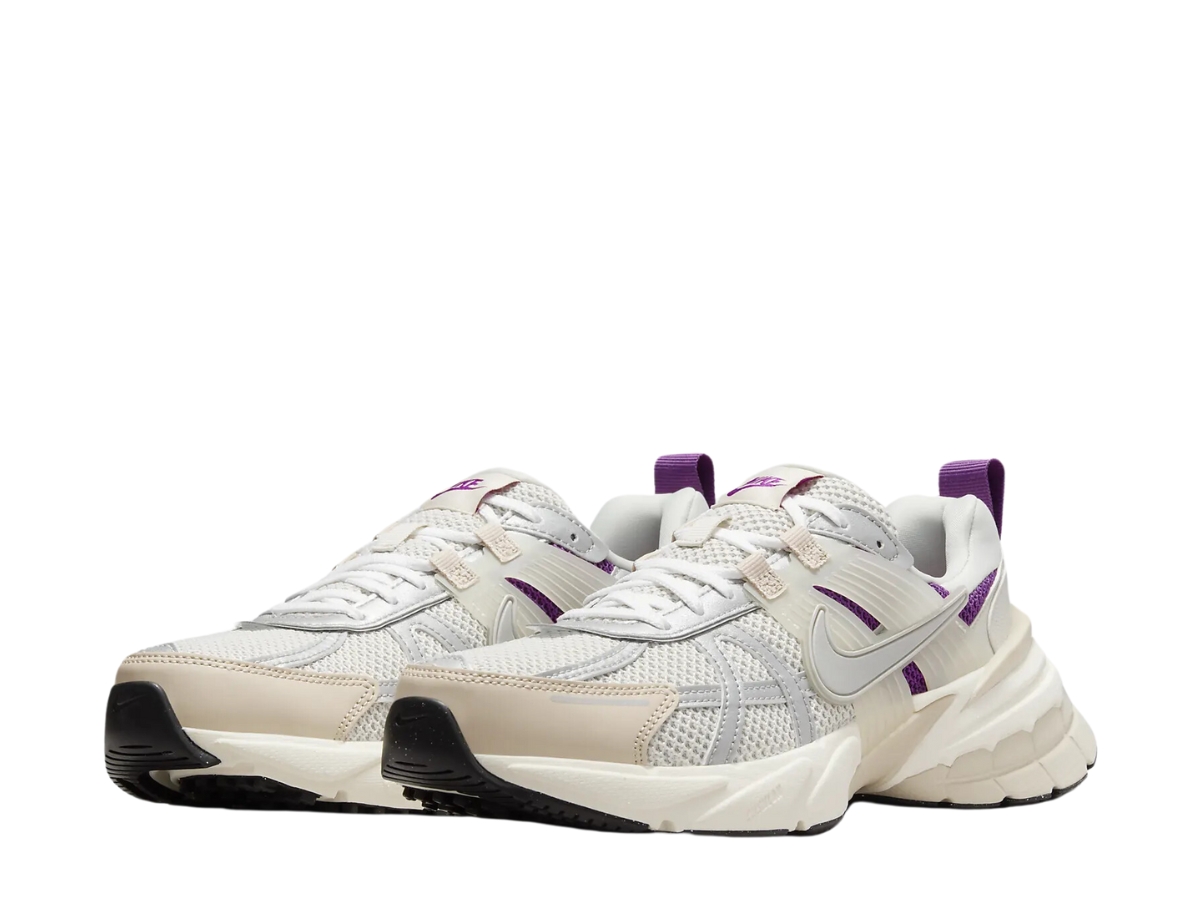 https://d2cva83hdk3bwc.cloudfront.net/nike-v2k-run-viotech-w-3.jpg