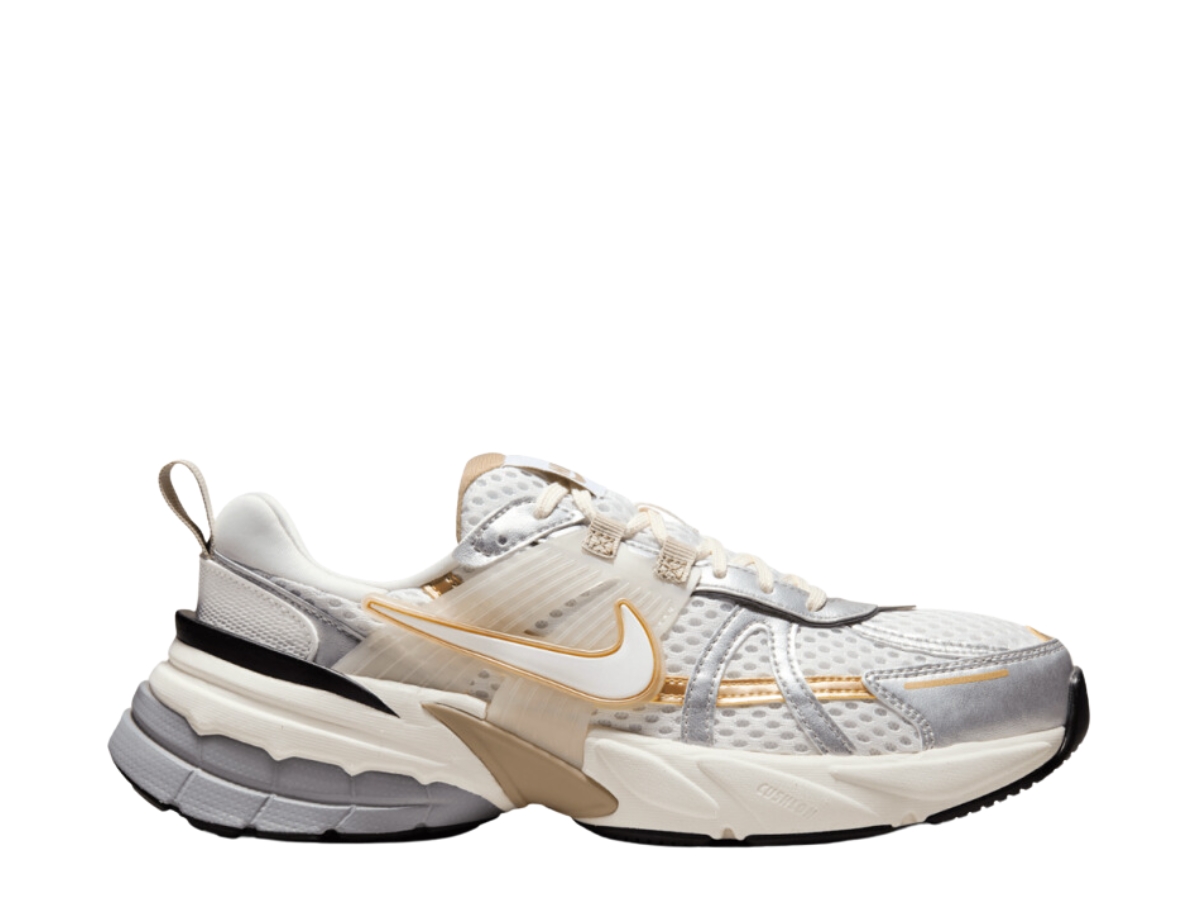 Nike V2K Run White Khaki Metallic Silver (W)