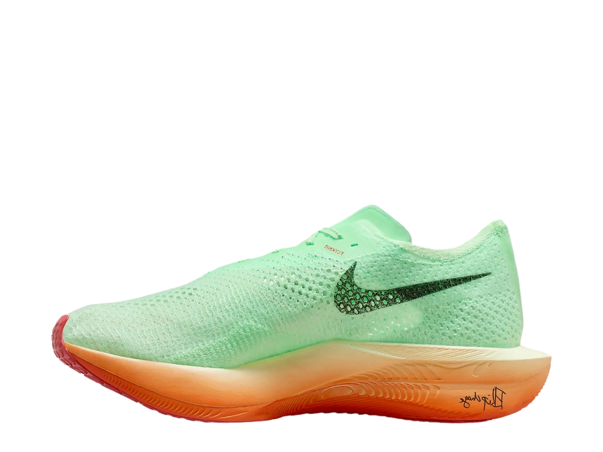 https://d2cva83hdk3bwc.cloudfront.net/nike-vaporfly-3-eliud-kipchoge-2.jpg