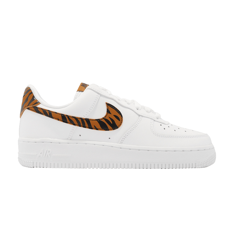 https://d2cva83hdk3bwc.cloudfront.net/nike-wmns-air-force-1-07-tiger-stripes-1.jpg