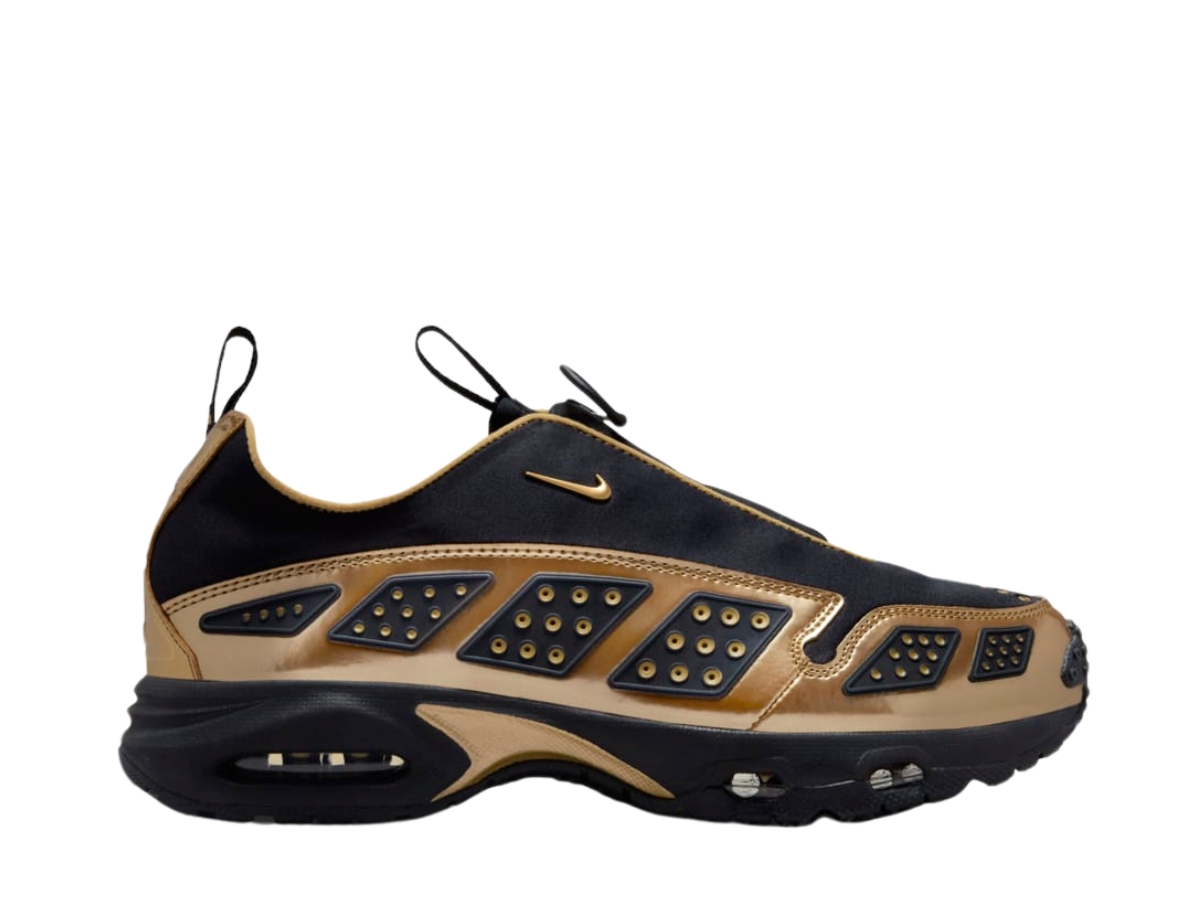 https://d2cva83hdk3bwc.cloudfront.net/nike-wmns-air-sunder-max-black-metallic-gold-1.jpg