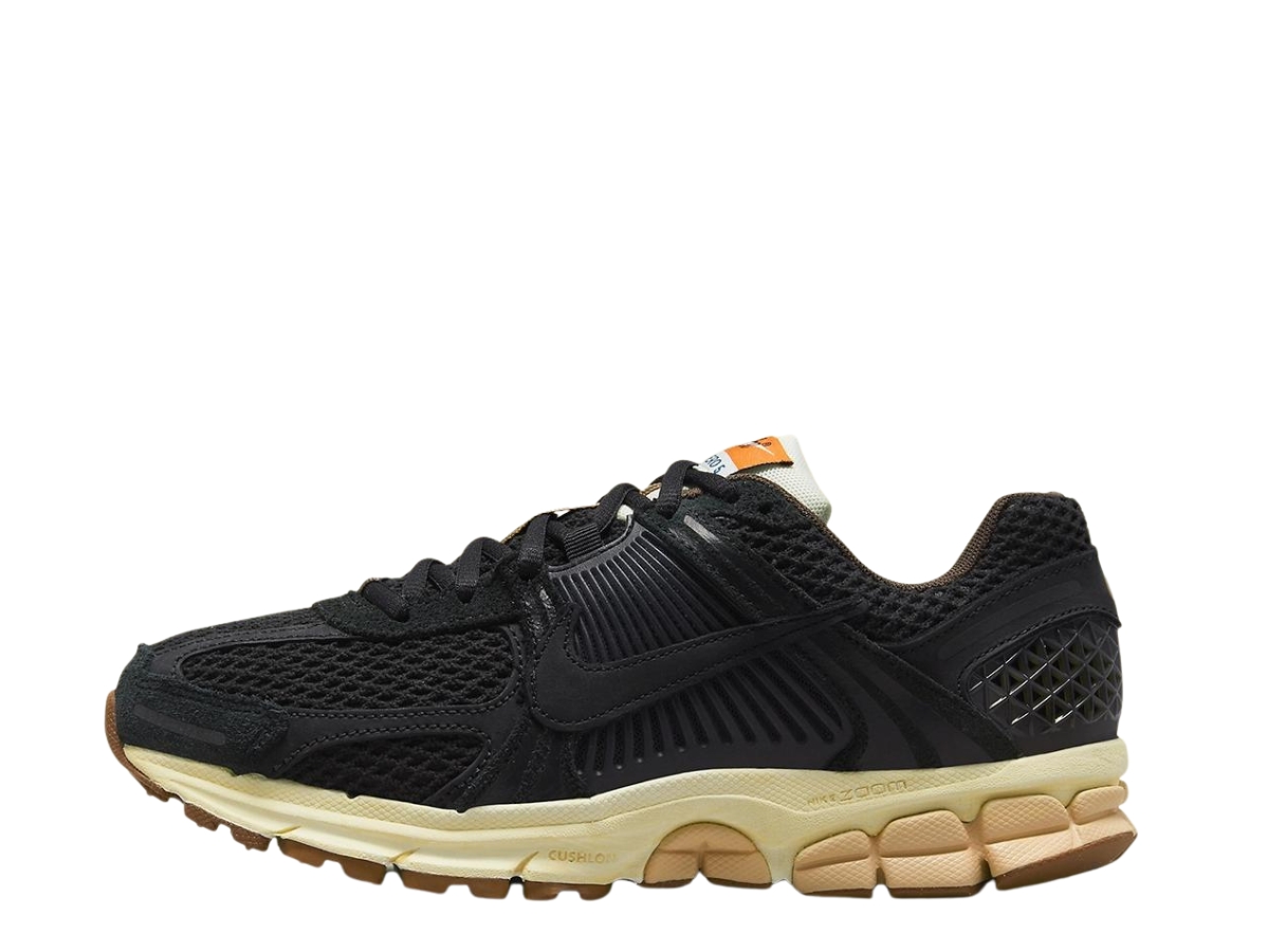 https://d2cva83hdk3bwc.cloudfront.net/nike-zoom-vomero-5-black-coconut-milk--w--2.jpg