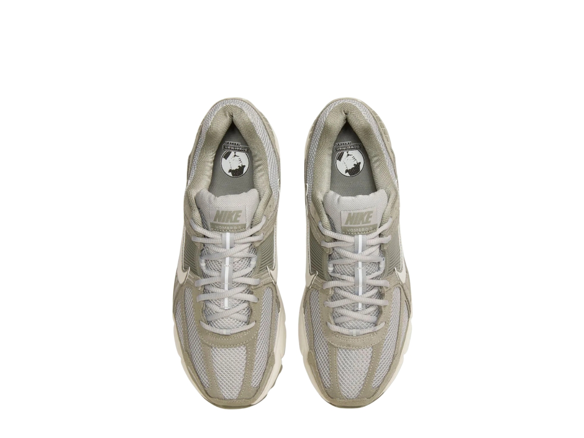 https://d2cva83hdk3bwc.cloudfront.net/nike-zoom-vomero-5-dark-stucco-3.jpg