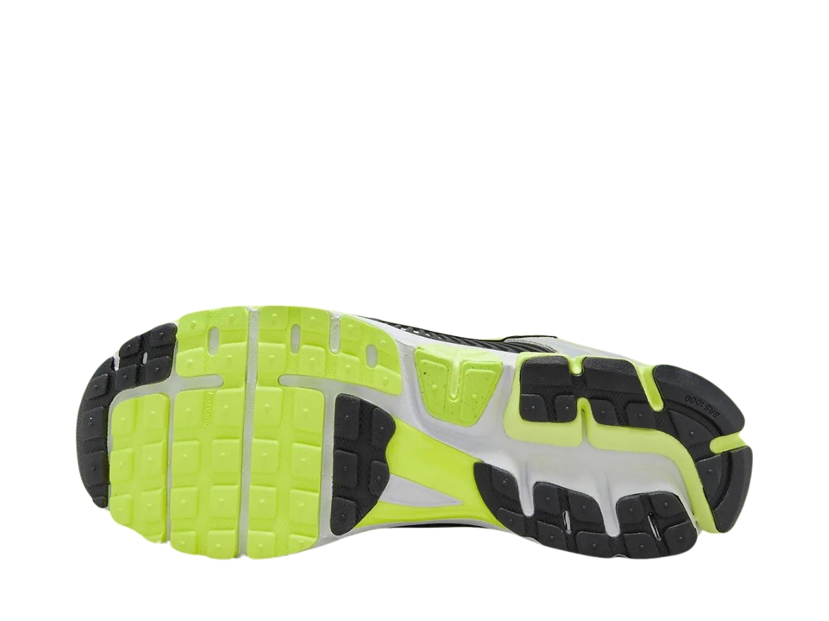 https://d2cva83hdk3bwc.cloudfront.net/nike-zoom-vomero-5-life-lime-5.jpg