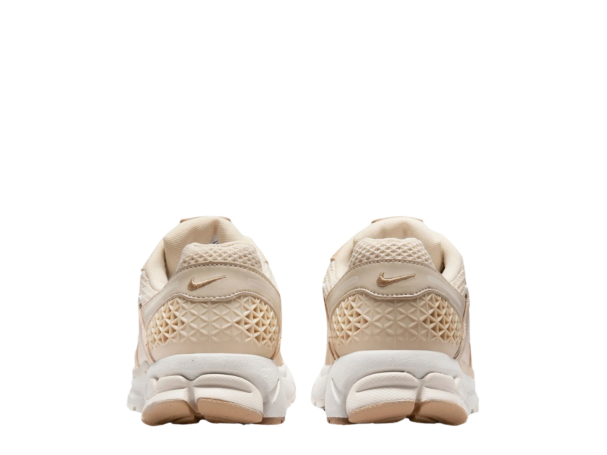 https://d2cva83hdk3bwc.cloudfront.net/nike-zoom-vomero-5-phantom-sand-drift-w-5.jpg