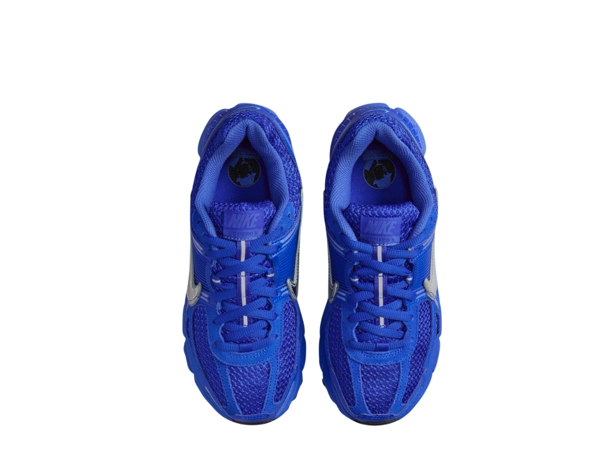 https://d2cva83hdk3bwc.cloudfront.net/nike-zoom-vomero-5-race-blue-w-3.jpg