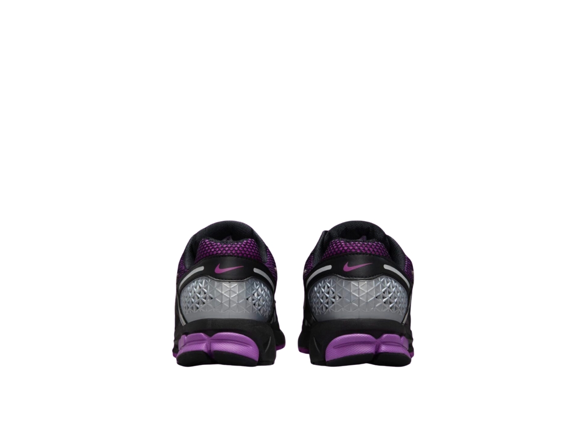https://d2cva83hdk3bwc.cloudfront.net/nike-zoom-vomero-5-vivid-purple-5.jpg