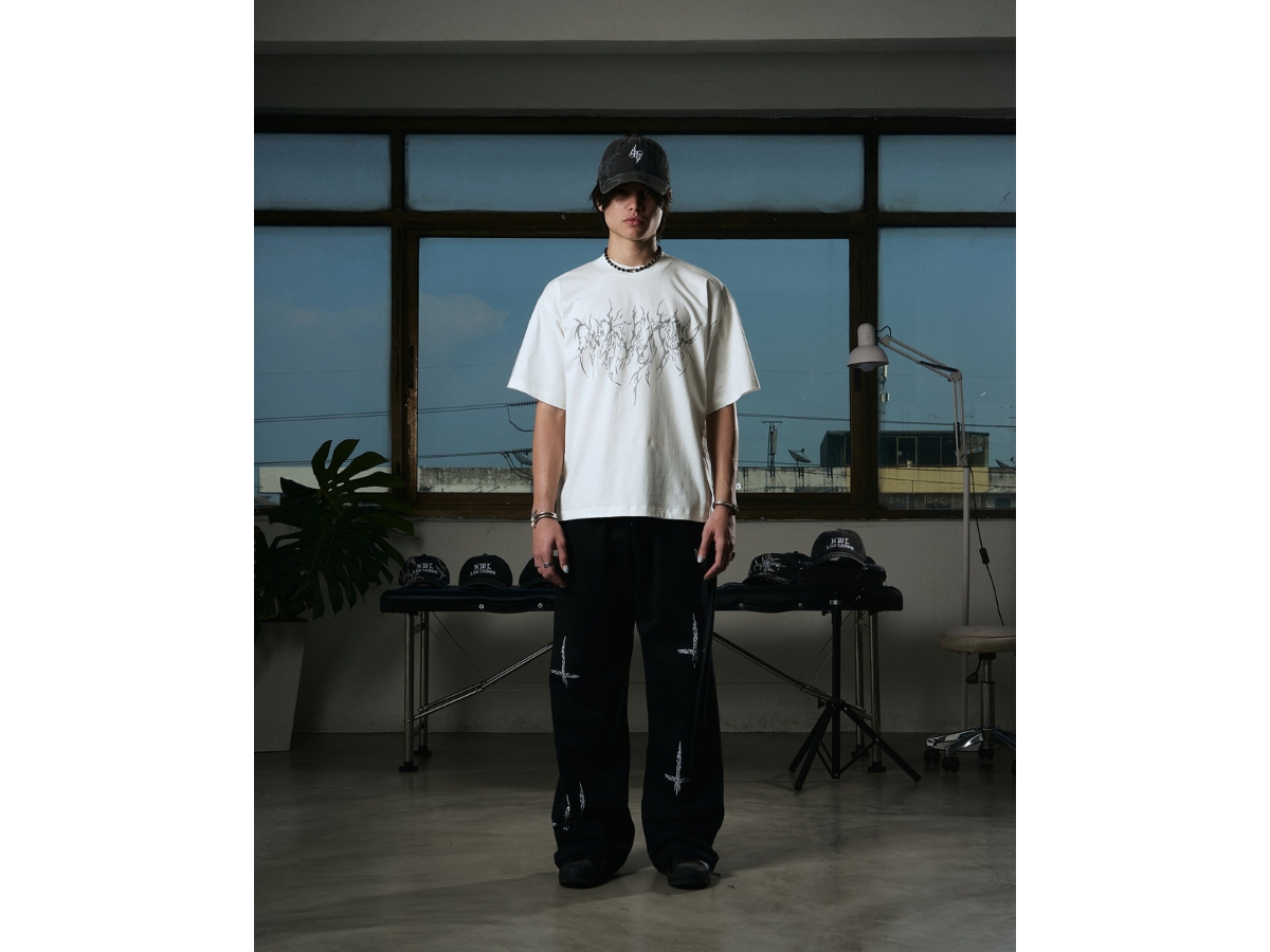 https://d2cva83hdk3bwc.cloudfront.net/nwl-nxa-sweat-pants-black-2.jpg