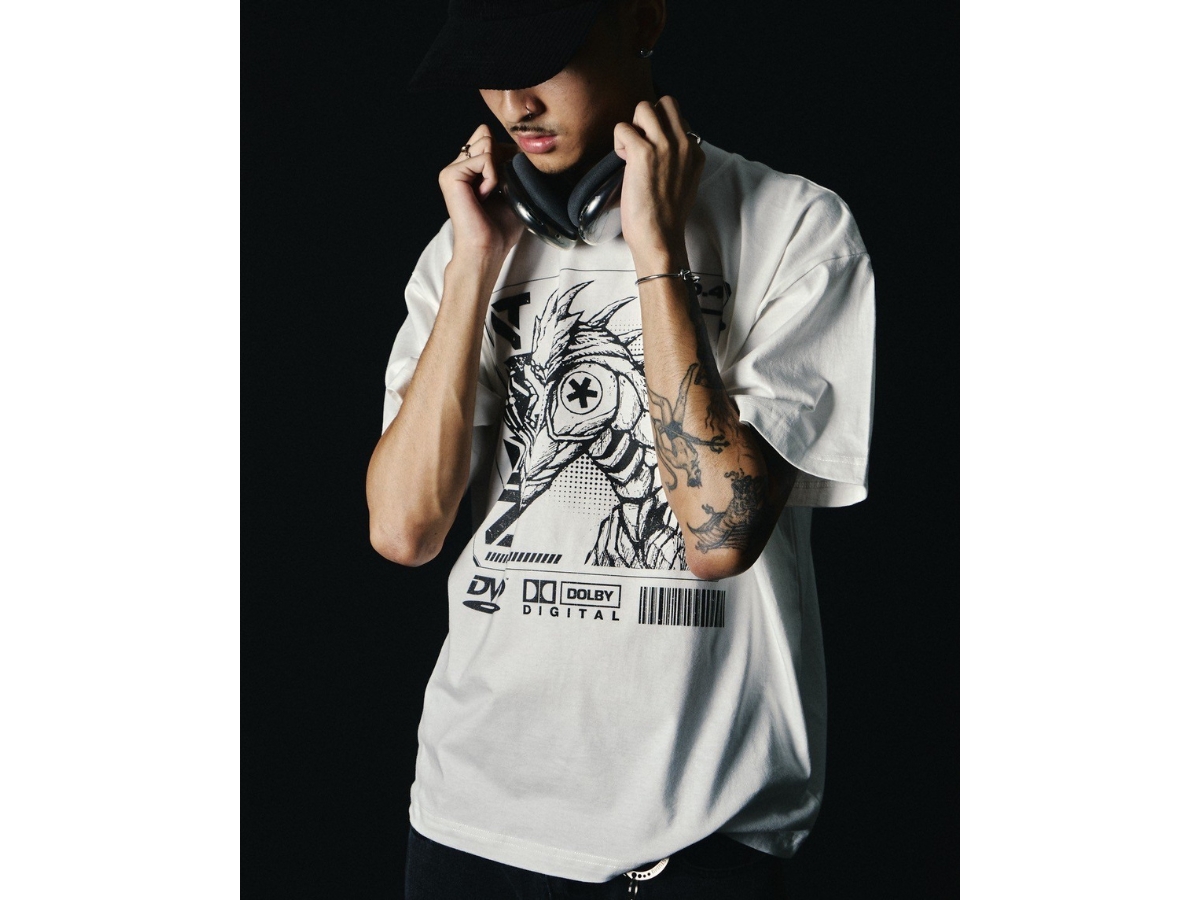 https://d2cva83hdk3bwc.cloudfront.net/nwl24-no-44-02-ovs-t-shirt-white-3.jpg