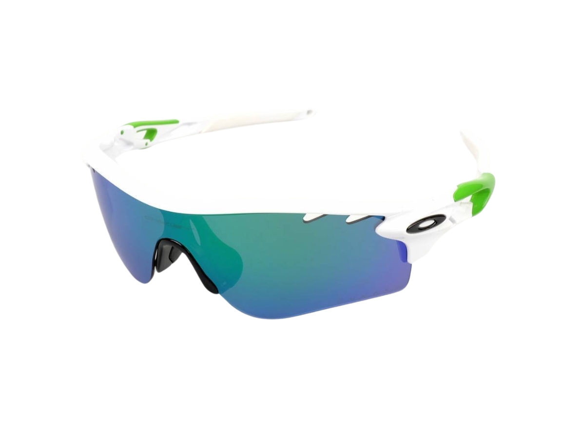 https://d2cva83hdk3bwc.cloudfront.net/oakley-radarlock-oo9181-35-sunglasses-in-white-green-acetate-frame-with-blue-green-gradient-lenses-2.jpg