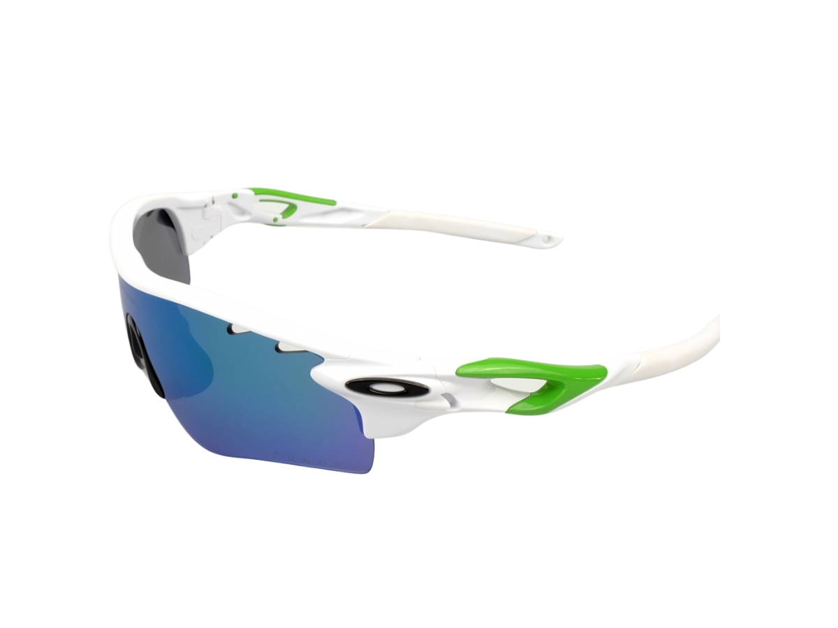 https://d2cva83hdk3bwc.cloudfront.net/oakley-radarlock-oo9181-35-sunglasses-in-white-green-acetate-frame-with-blue-green-gradient-lenses-5.jpg