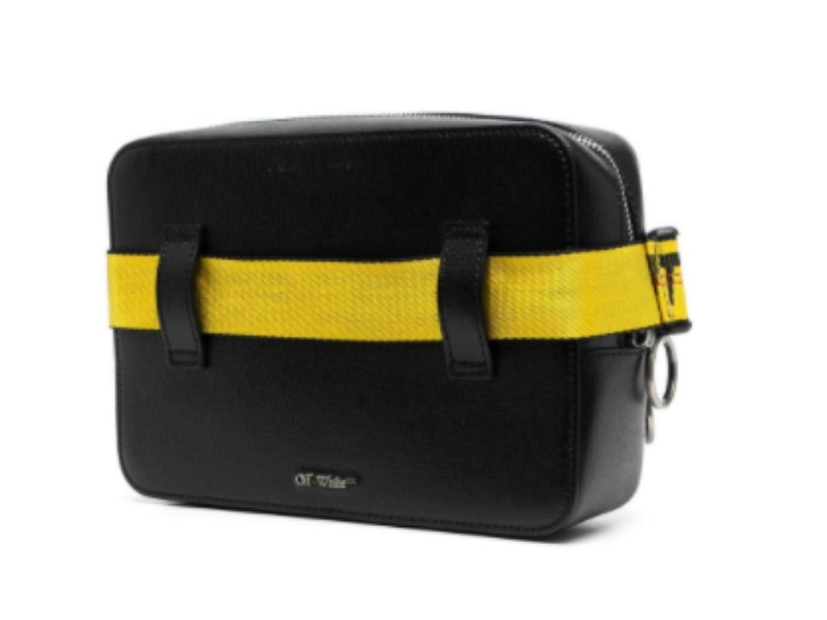 https://d2cva83hdk3bwc.cloudfront.net/off-white-diag-belt-bag-2.jpg
