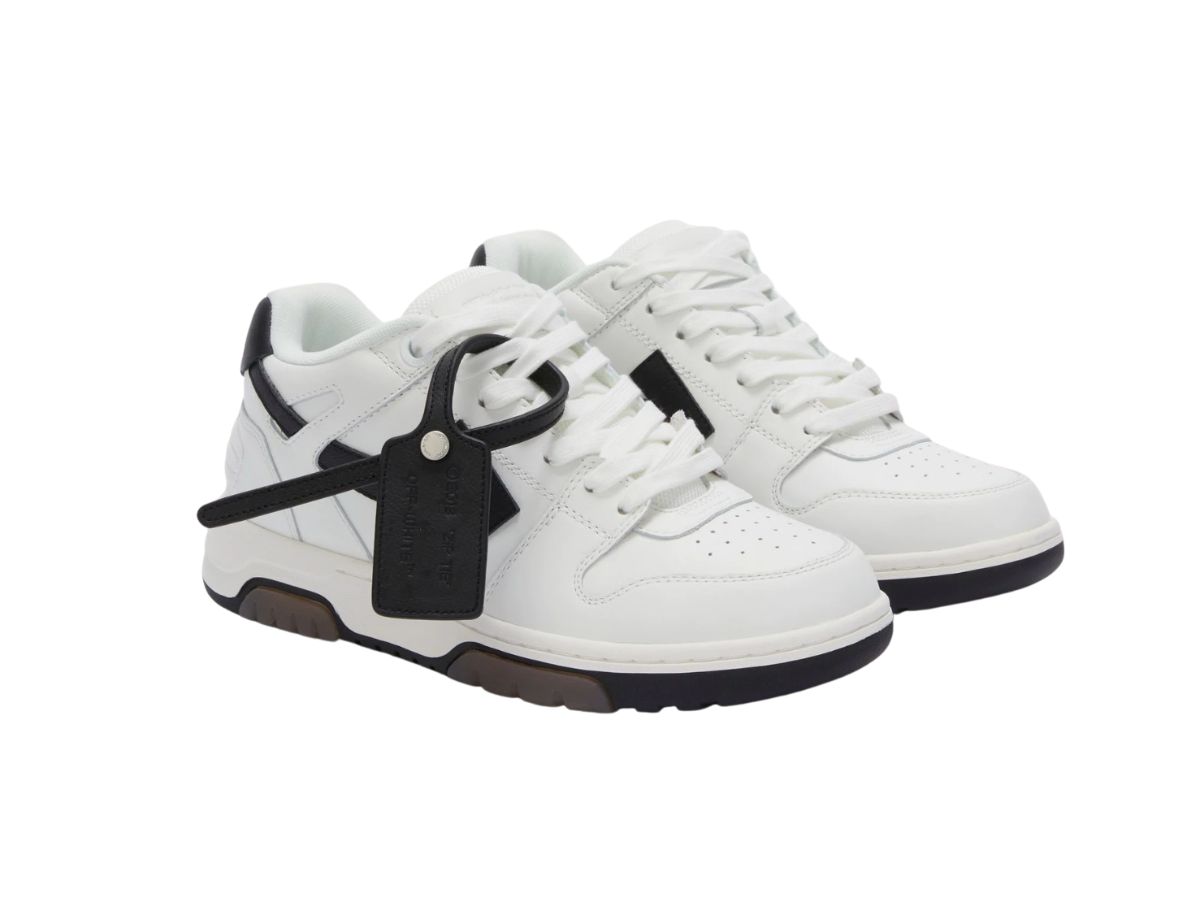 https://d2cva83hdk3bwc.cloudfront.net/off-white-out-of-office-ooo-30-mm-low-tops-black-white-blue-2.jpg