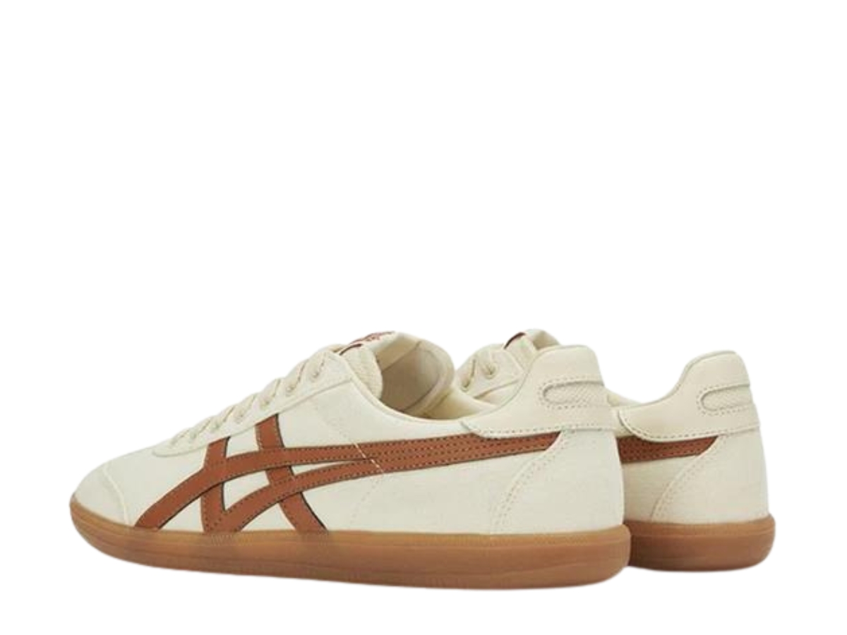 https://d2cva83hdk3bwc.cloudfront.net/onitsuka-tiger-tokuten-cream-caramel-4.jpg