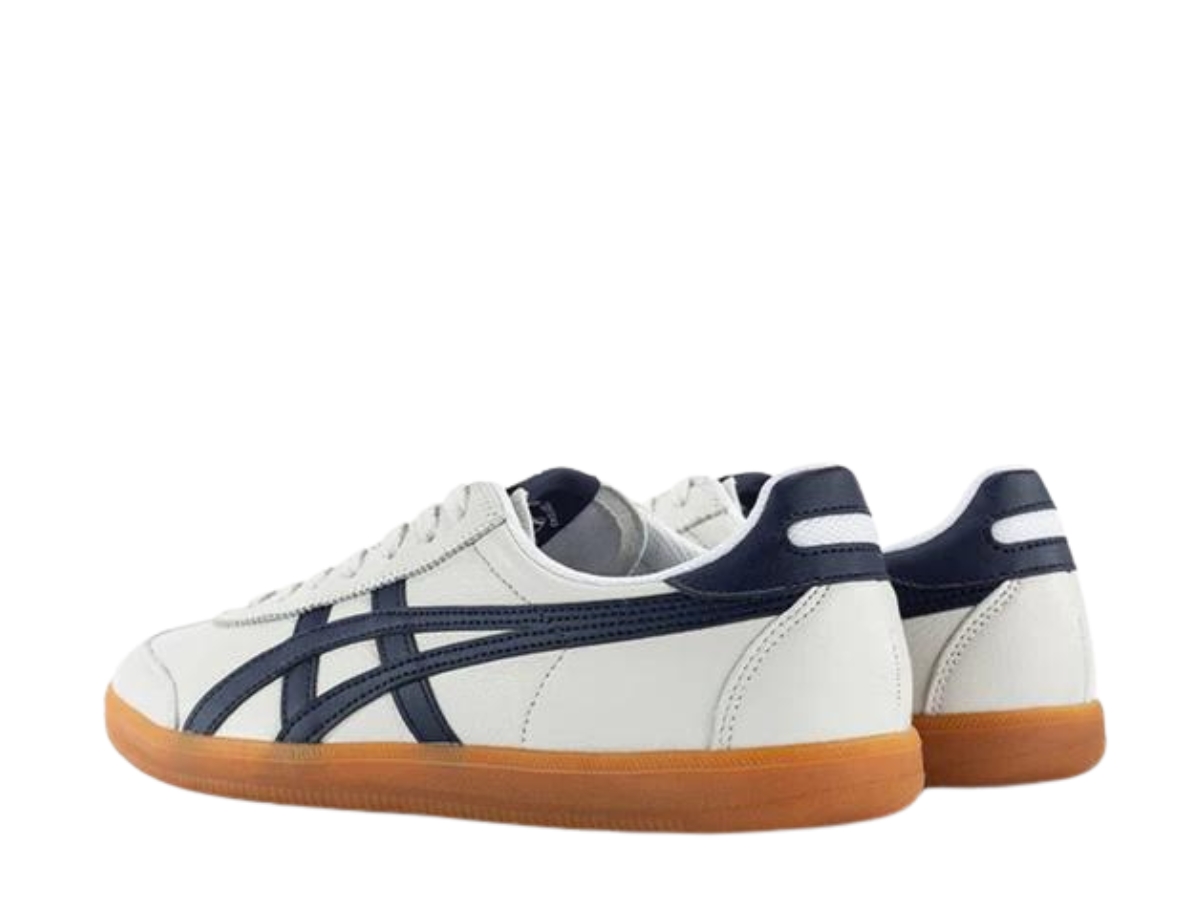 https://d2cva83hdk3bwc.cloudfront.net/onitsuka-tiger-tokuten-white-navy-gum-3.jpg