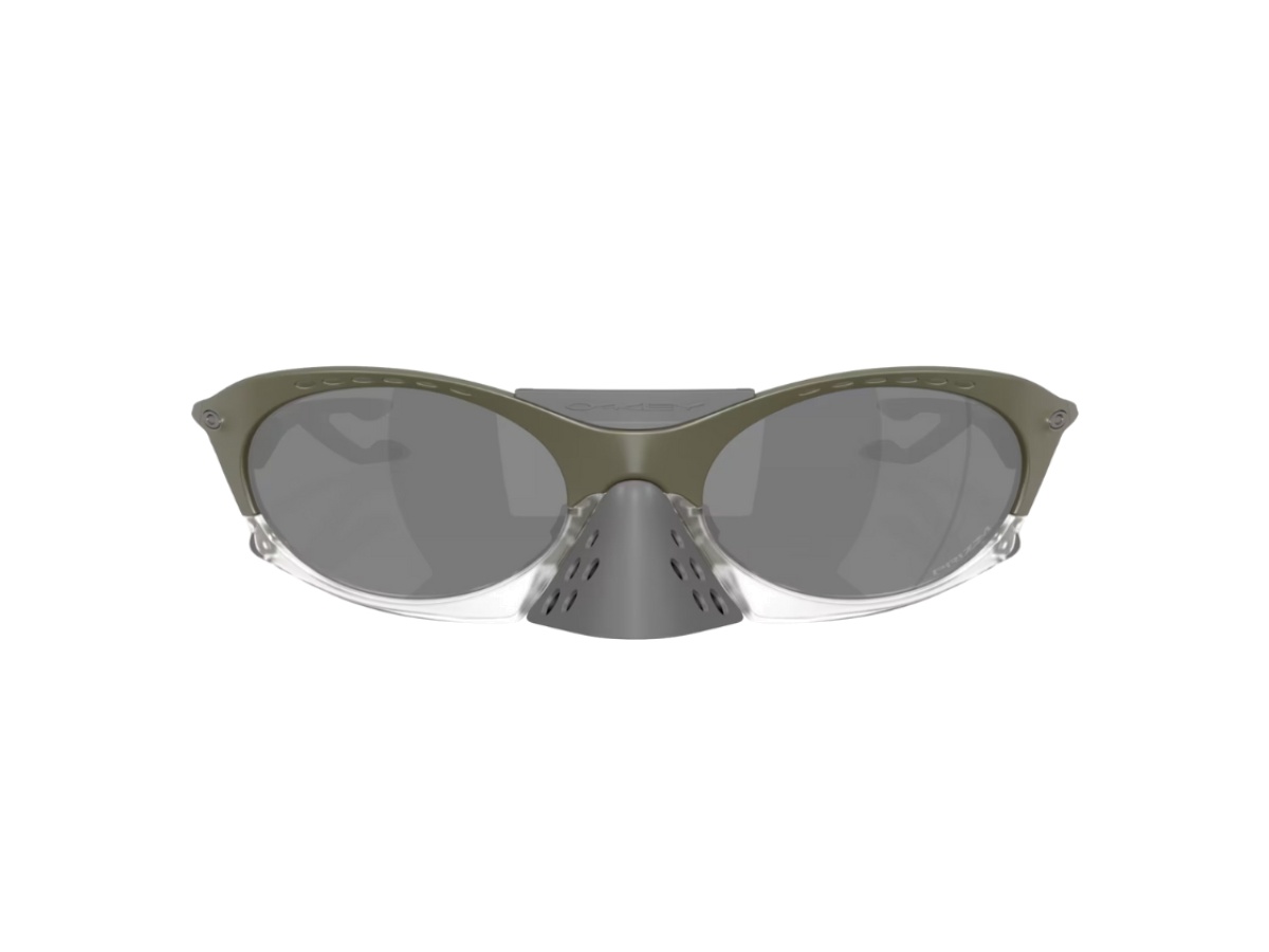 https://d2cva83hdk3bwc.cloudfront.net/oo9437-0763-oakley-plantaris-latitude-collection-prizm-black-lenses-matte-moss-green-frame-2.jpg