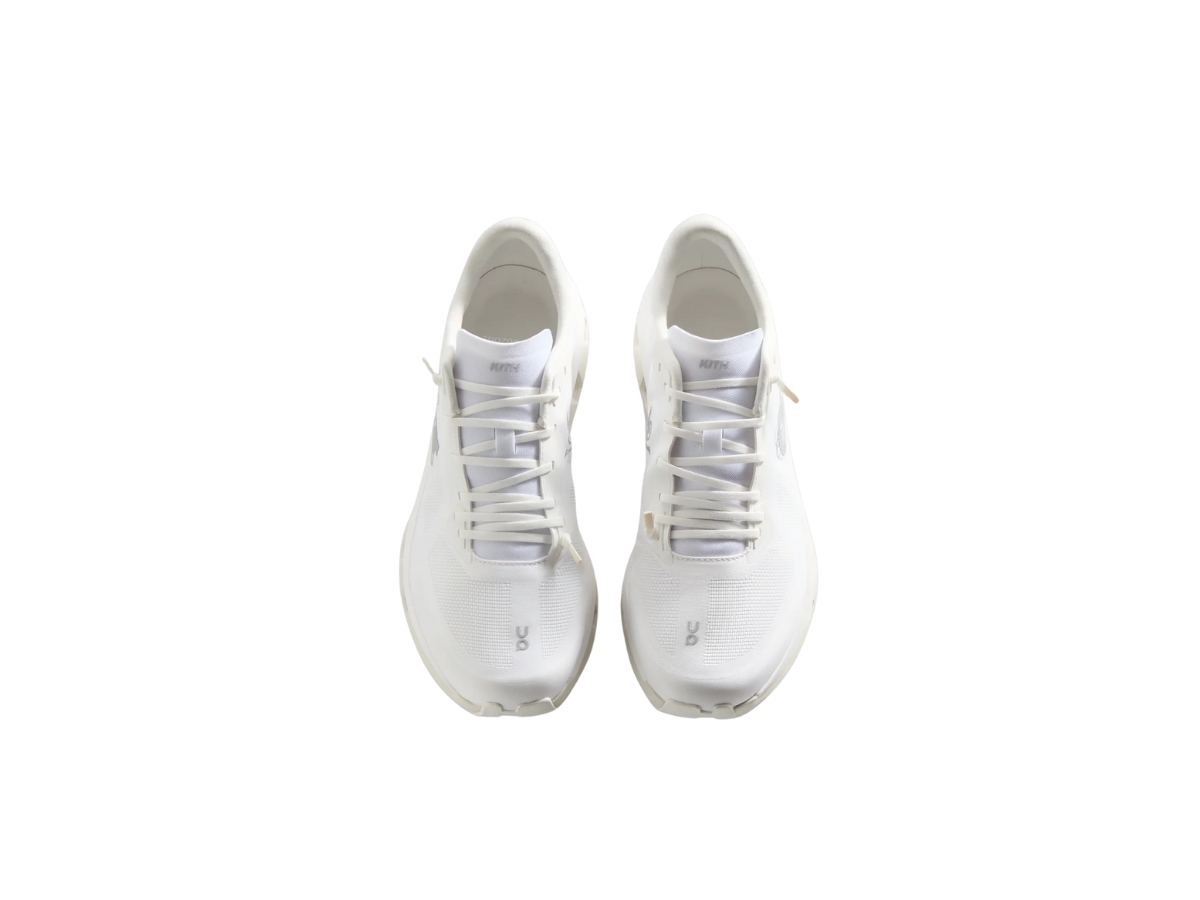 https://d2cva83hdk3bwc.cloudfront.net/or3wf10850202-on-running-x-kith-cloudzone-white-ice-women-s-4.jpg