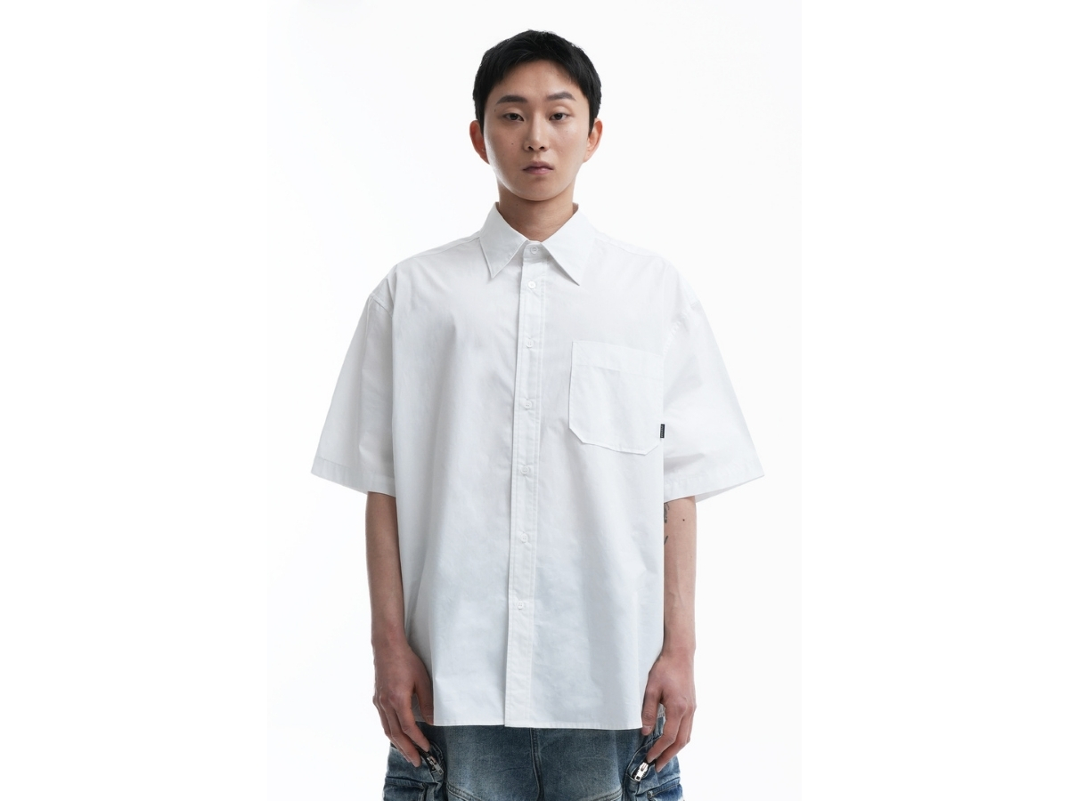 https://d2cva83hdk3bwc.cloudfront.net/oy-back-stitch-pocket-half-whiteshirts-3.jpg