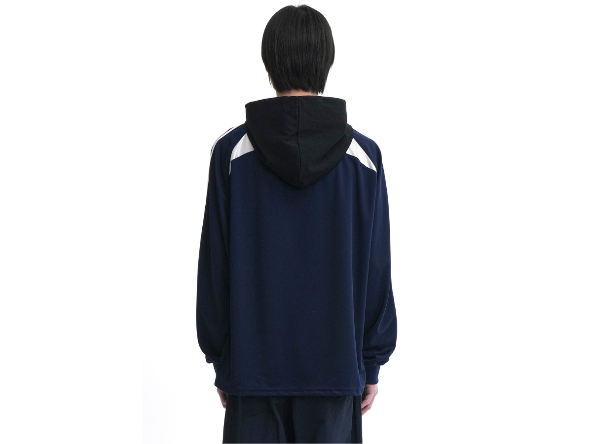 https://d2cva83hdk3bwc.cloudfront.net/oy-sporty-opyd-hoodie-long-sleeve-t-navy-4.jpg