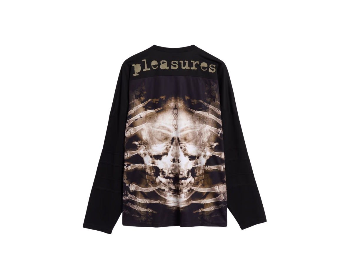 https://d2cva83hdk3bwc.cloudfront.net/p25sk012-black-pleasures-x-slipknot-x-ray-hockey-long-sleeved-black-2.jpg