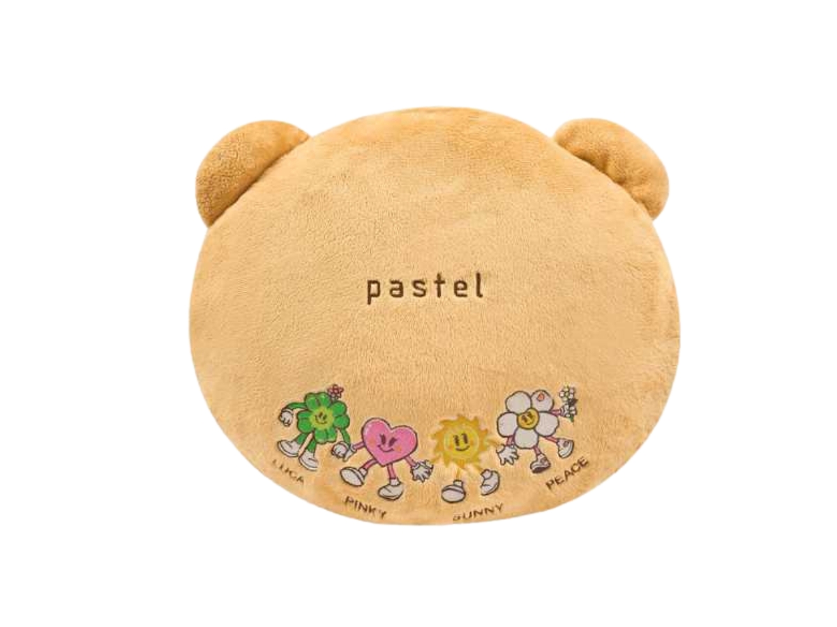 https://d2cva83hdk3bwc.cloudfront.net/pastel-creative-wear_pastel-creative-wear-butterbear-blanket-and-pillow-3.jpg