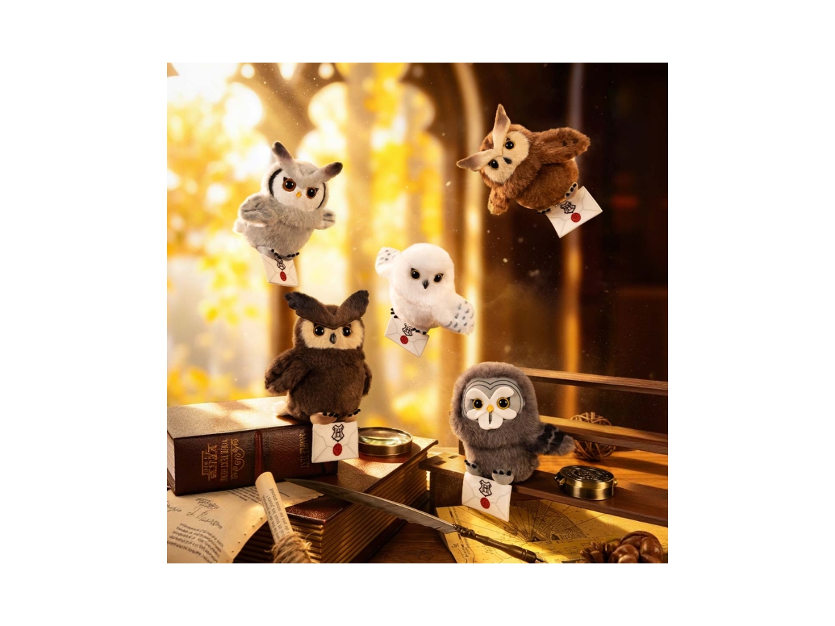 Pop Mart (เช็คการ์ด) Pop Mart Pigwidgeon Harry Potter Owl Furry Pendant - view 3