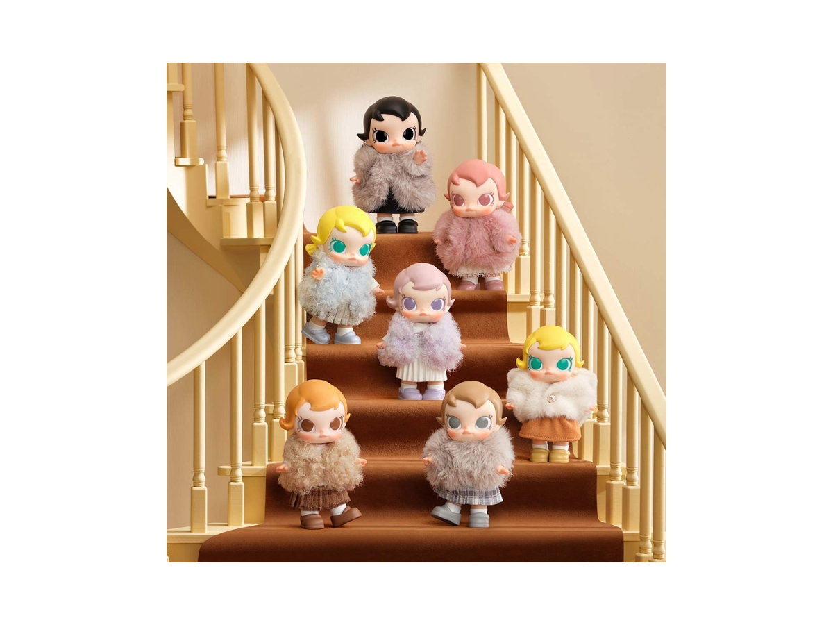 https://d2cva83hdk3bwc.cloudfront.net/pm-bbcccpmtfsbmwfcsvppbb-pop-mart-the-first-snowflake-baby-molly-winter-fit-check-series-vinyl-plush-pendant-blind-box-3.jpg