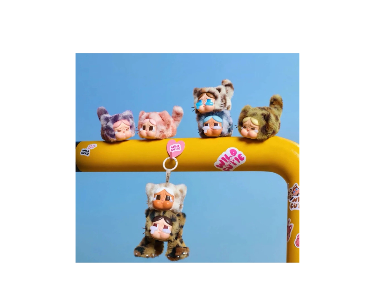 https://d2cva83hdk3bwc.cloudfront.net/pm-bbcpmcwbcsvppbbsb-pop-mart-crybaby-wild-but-cutie-series-vinyl-plush-pendant-blind-box-single-box-2.jpg