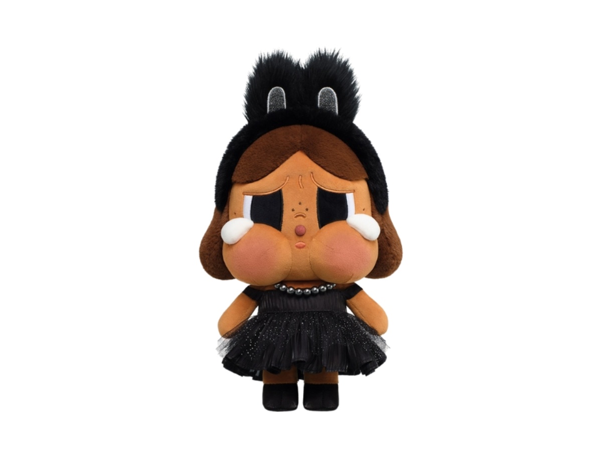https://d2cva83hdk3bwc.cloudfront.net/pm-fgcpmcssspdb-pop-mart-crybaby-shiny-shiny-series-plush-doll-black-1.jpg