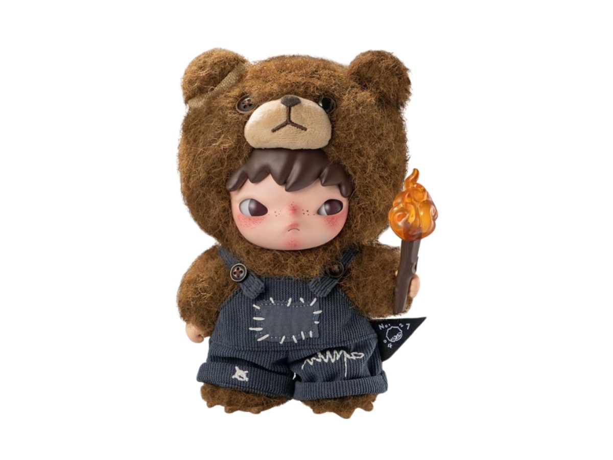 https://d2cva83hdk3bwc.cloudfront.net/pm-fgcpmhlwffjpd-pop-mart-hirono-living-wild-fight-for-joy-plush-doll-1.jpg