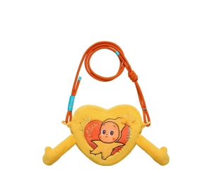 Buy Pop Mart Twinkle Twinkle Crush On You Series-Hand-in-Hand Heart Bag at Sasom – Authentic and Ready to Ship