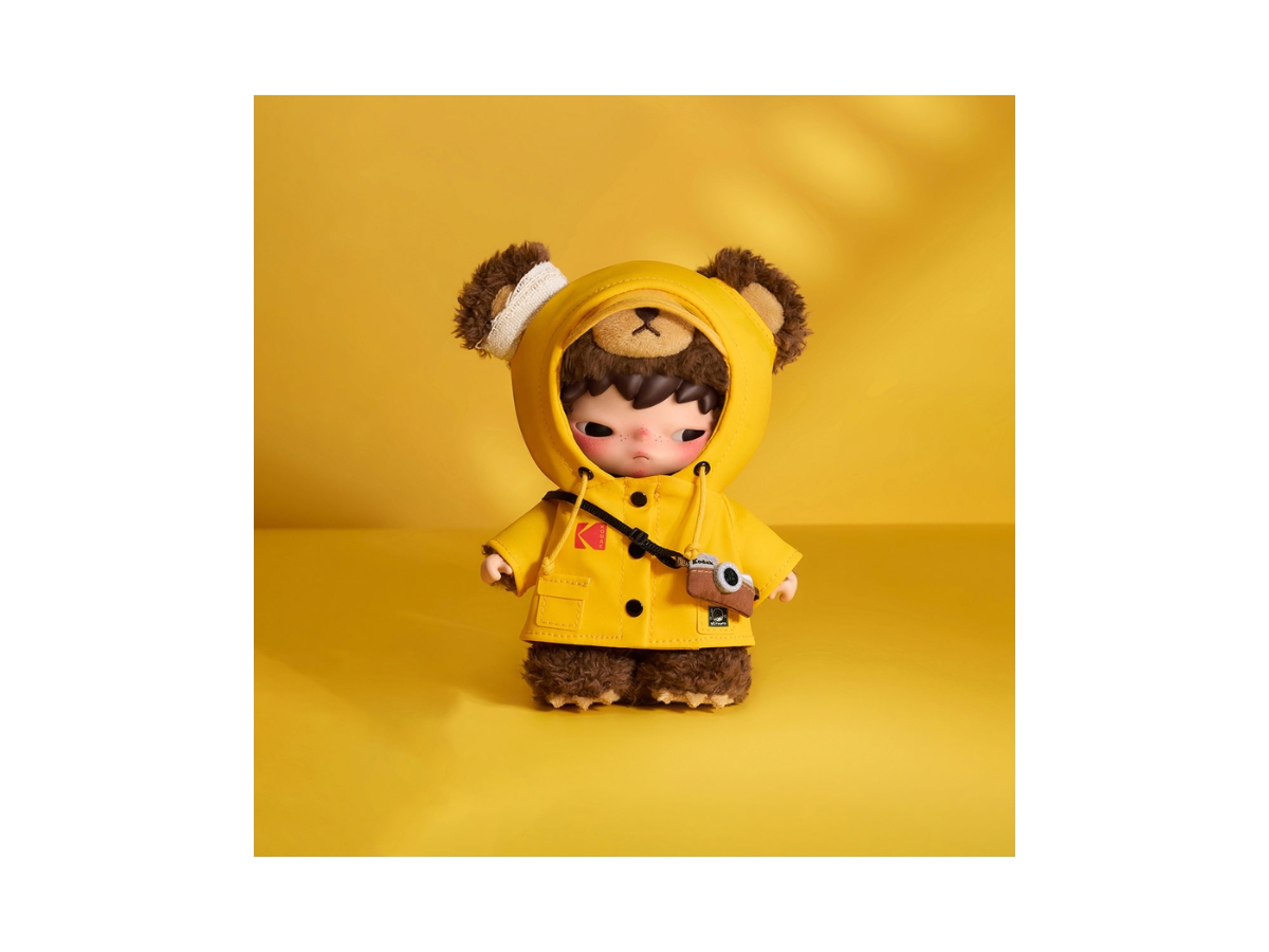 Pop Mart Pop Mart Hirono x Kodak Click Bear Plush Doll Pendant - view 2