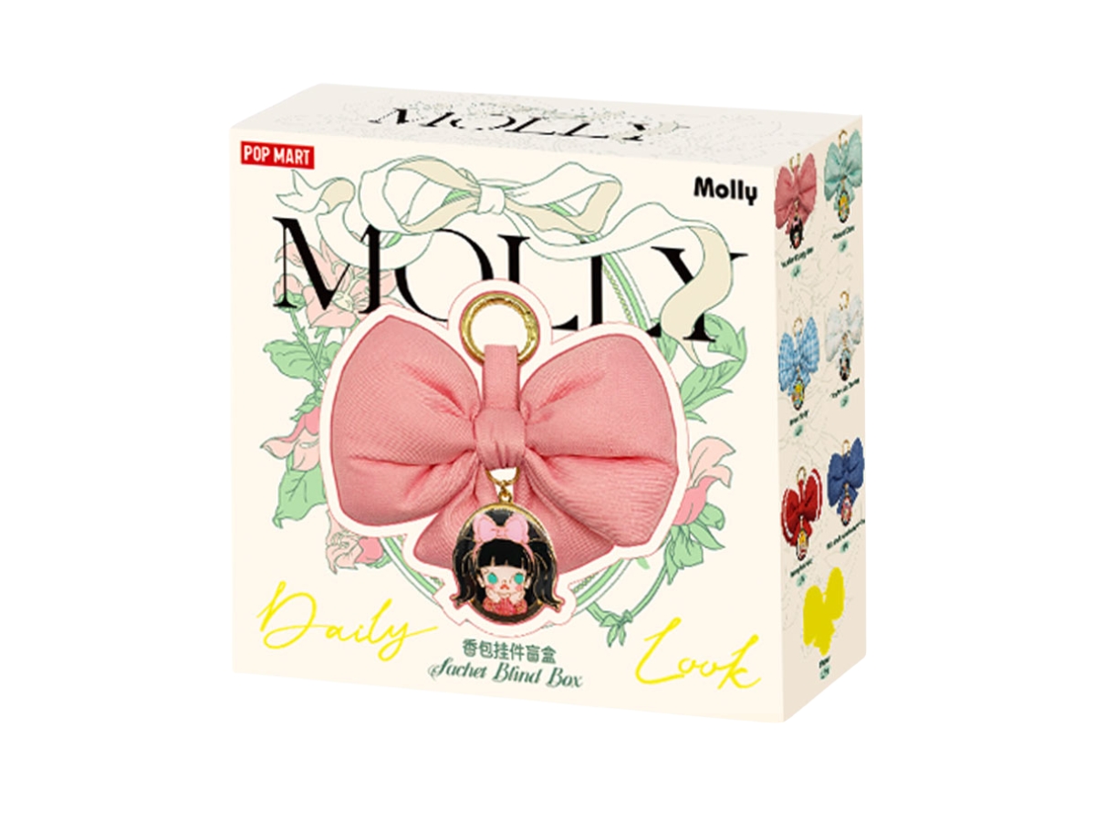 https://d2cva83hdk3bwc.cloudfront.net/pop-mart-elegant-moment-molly-daily-look-series-sachet-blind-box-secret-edition-2.jpg