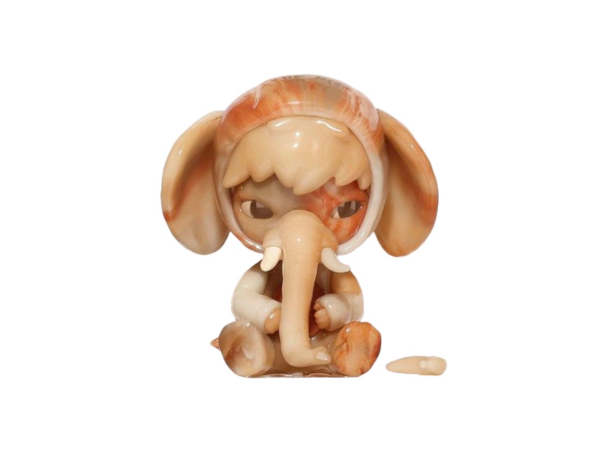 https://d2cva83hdk3bwc.cloudfront.net/pop-mart-inner-flow-x-hirono-elephant-in-the-room-28cm-limited-edition-pvc-texture-figurine-1.jpg