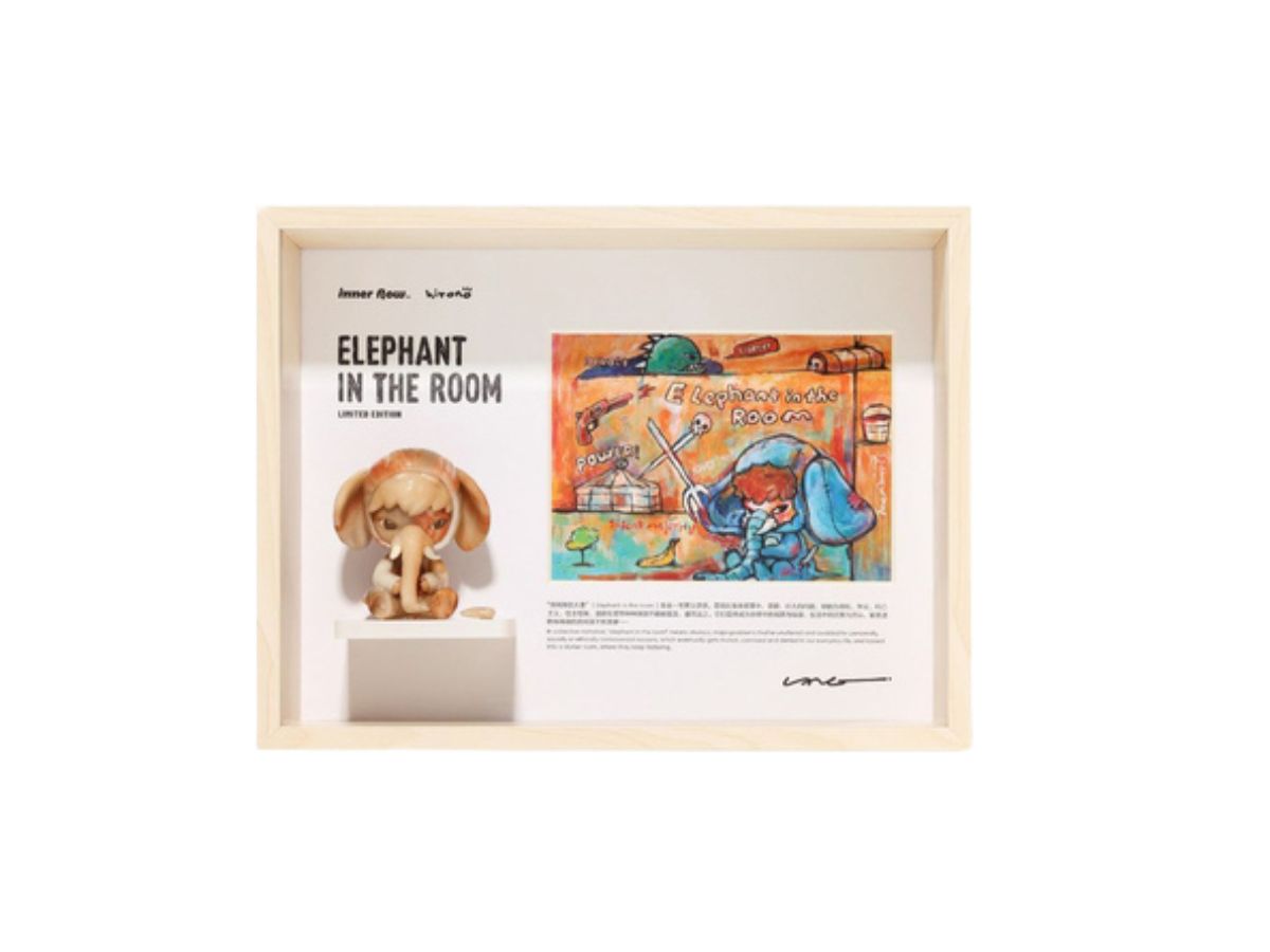 https://d2cva83hdk3bwc.cloudfront.net/pop-mart-inner-flow-x-hirono-elephant-in-the-room-28cm-limited-edition-pvc-texture-figurine-2.jpg