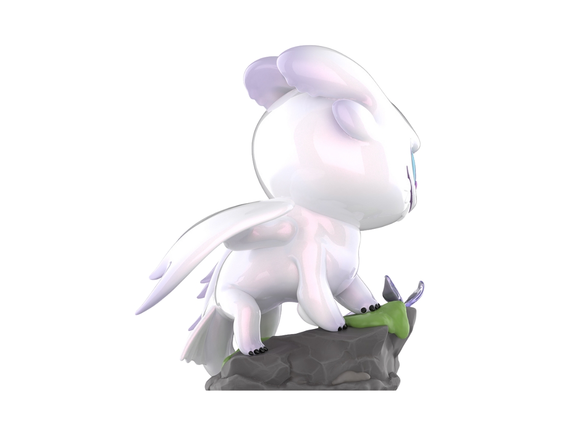 https://d2cva83hdk3bwc.cloudfront.net/pop-mart-light-fury-figurine-how-to-train-your-dragon-figurine-secret-edition-4.jpg
