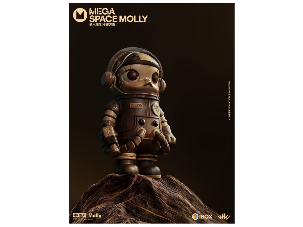 https://d2cva83hdk3bwc.cloudfront.net/pop-mart-mega-space-molly-hidden-gold-without-trace-wood-400-limited-edition-of-99-pieces-2.jpg