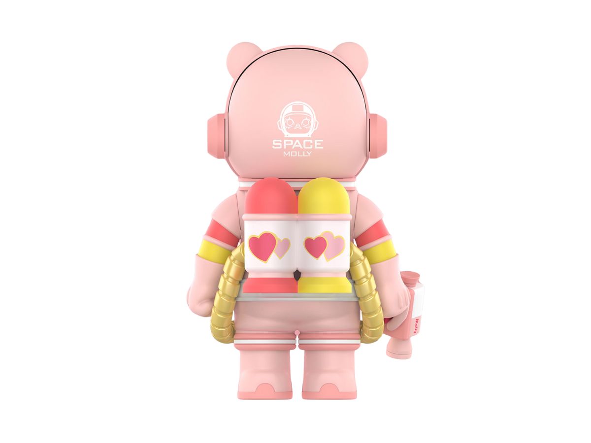 https://d2cva83hdk3bwc.cloudfront.net/pop-mart-mega-space-molly-love-a-lot-bear-400--4.jpg