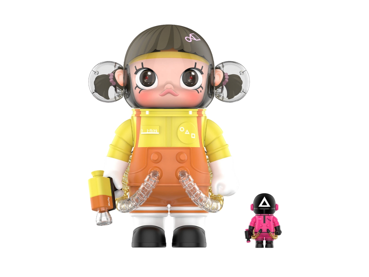 https://d2cva83hdk3bwc.cloudfront.net/pop-mart-mega-space-molly-squid-game-400-100-1.jpg