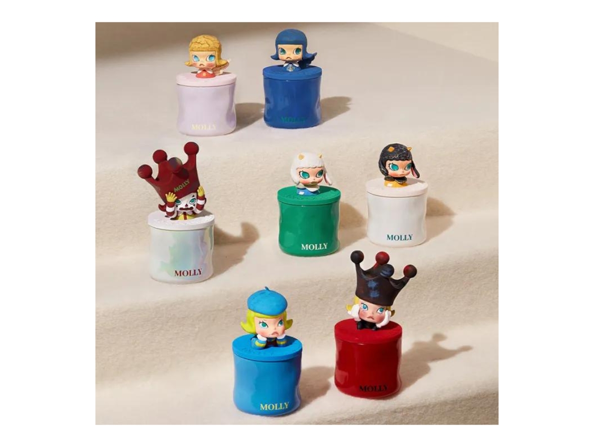 https://d2cva83hdk3bwc.cloudfront.net/pop-mart-molly-anniversary-statues-classical-retro-2-series-scented-candle-blind-box-single-box-2.jpg