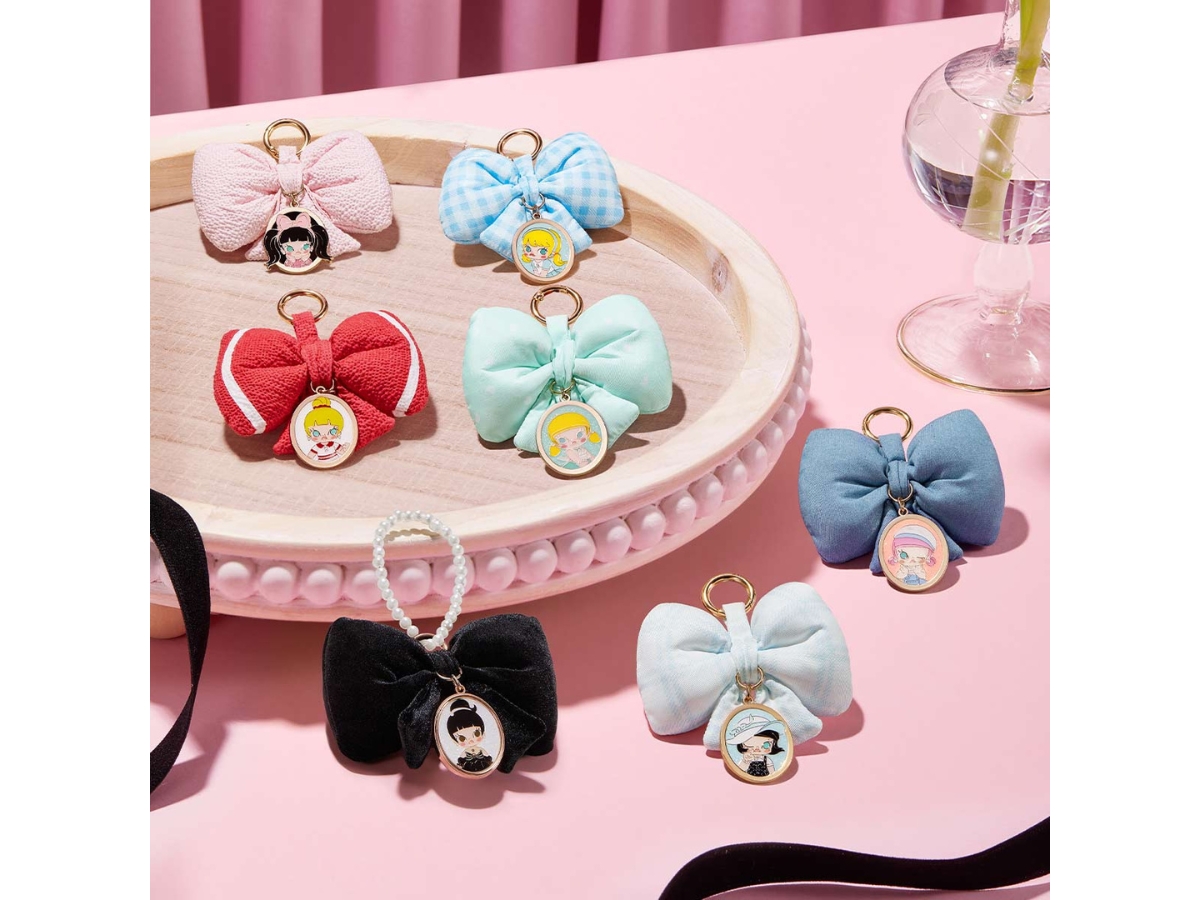 Pop Mart MOLLY Daily Look Series-Sachet Blind Box Single Box