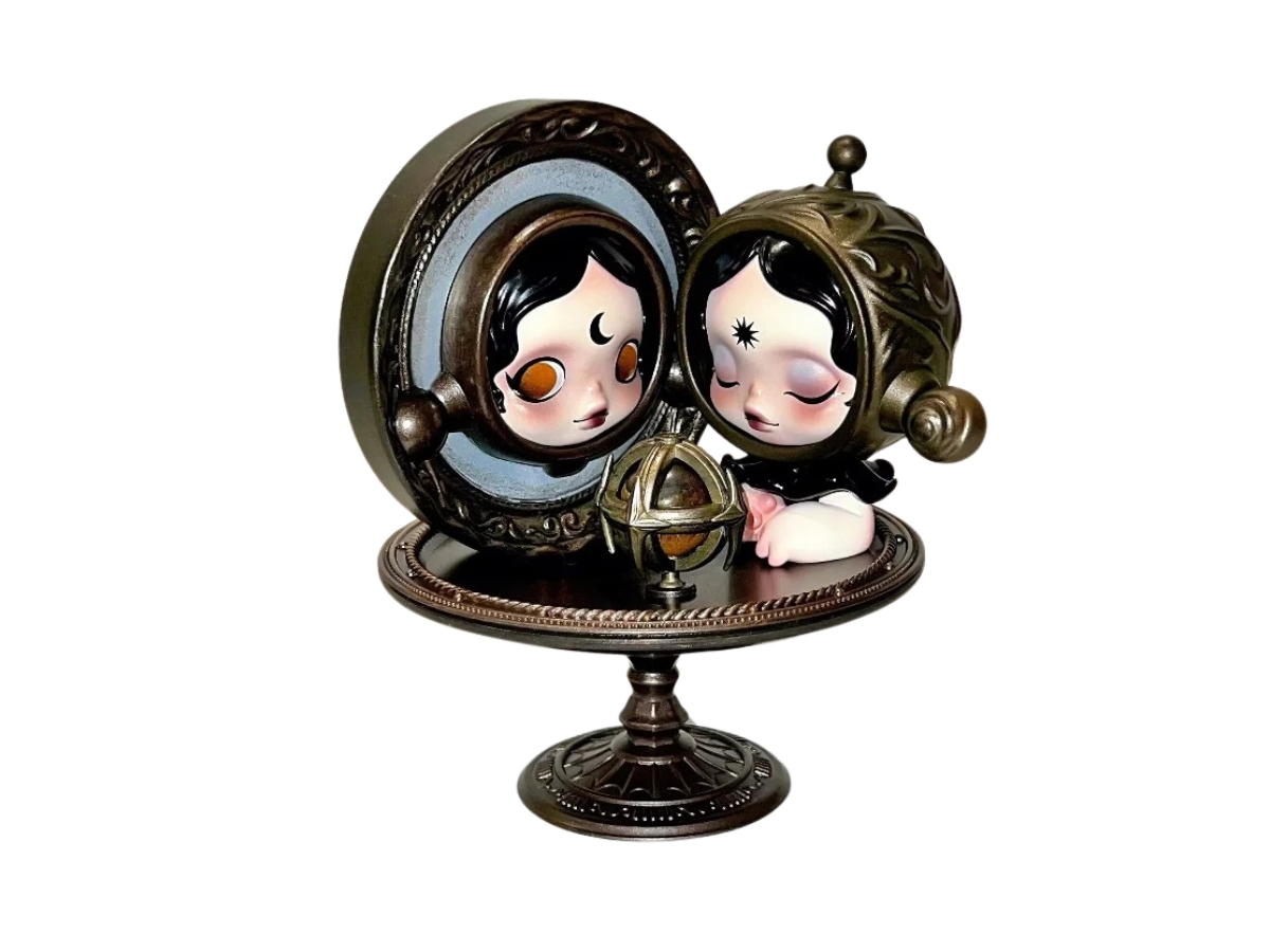 Pop Mart Skullpanda La Porte Figure Limited edition In The
