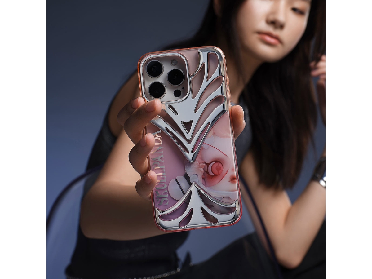 https://d2cva83hdk3bwc.cloudfront.net/pop-mart-skullpanda-the-sound-series-phone-case-iphone-14-pro-max-3.jpg